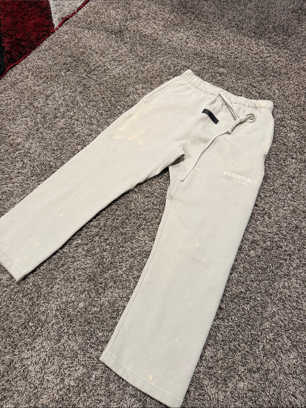 Essentials pants - Picture 3 of 5